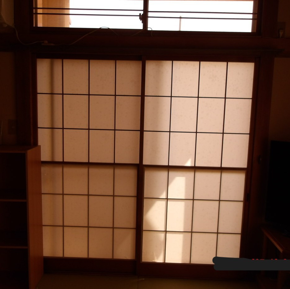 大泉トーヨー住器のインプラス シルクスクリーンガラス【邑楽町】の施工前の写真1
