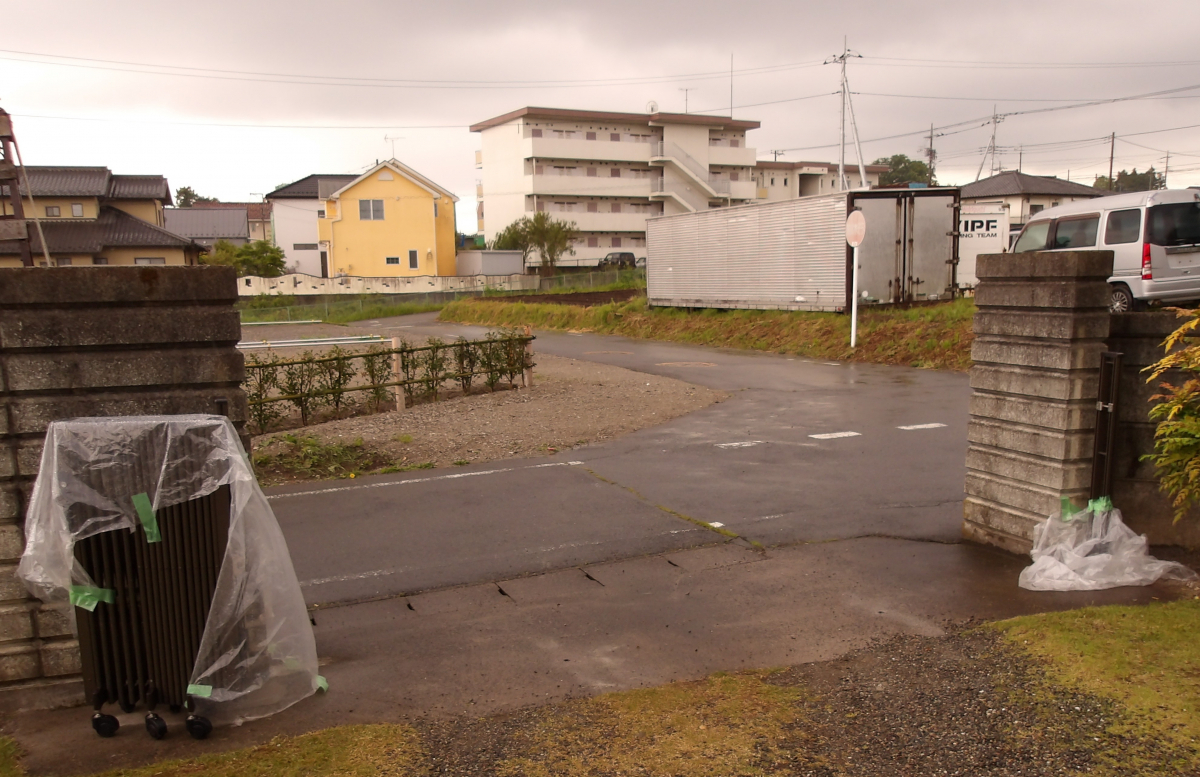 大泉トーヨー住器の【太田市】伸縮門扉交換工事の施工後の写真1