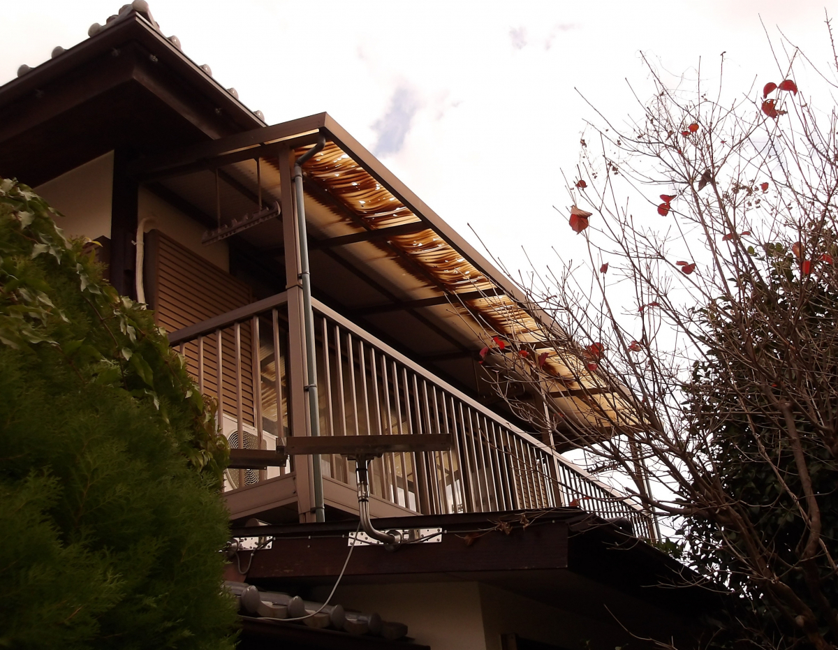 大泉トーヨー住器の【太田市】テラス屋根材交換工事の施工前の写真1