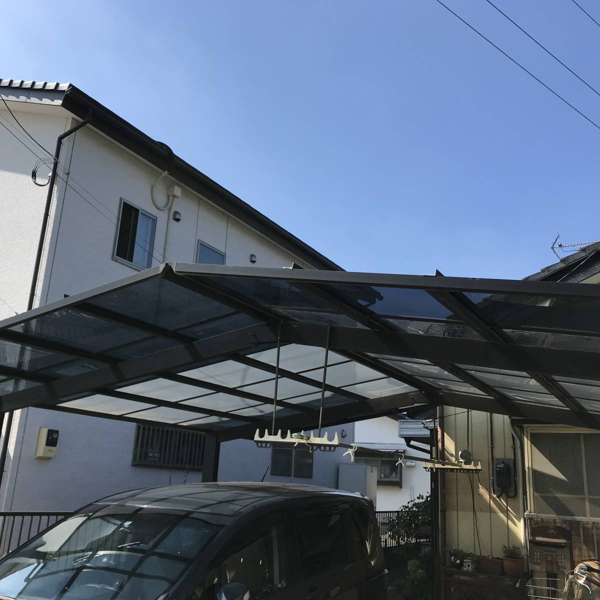 大泉トーヨー住器のカーポート屋根修理の施工後の写真1