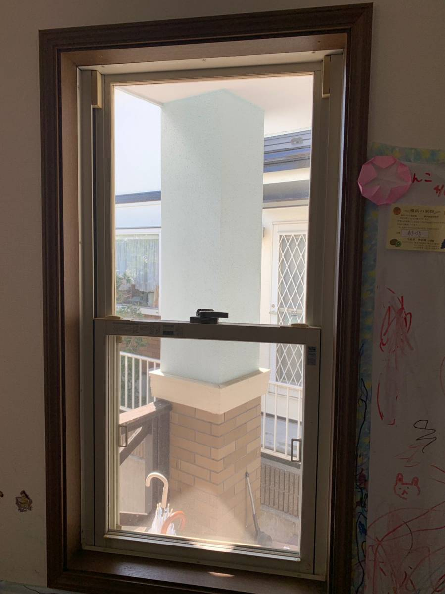 さくら住建のカバー工法で窓を新品に✨断熱性能が向上します！の施工前の写真2