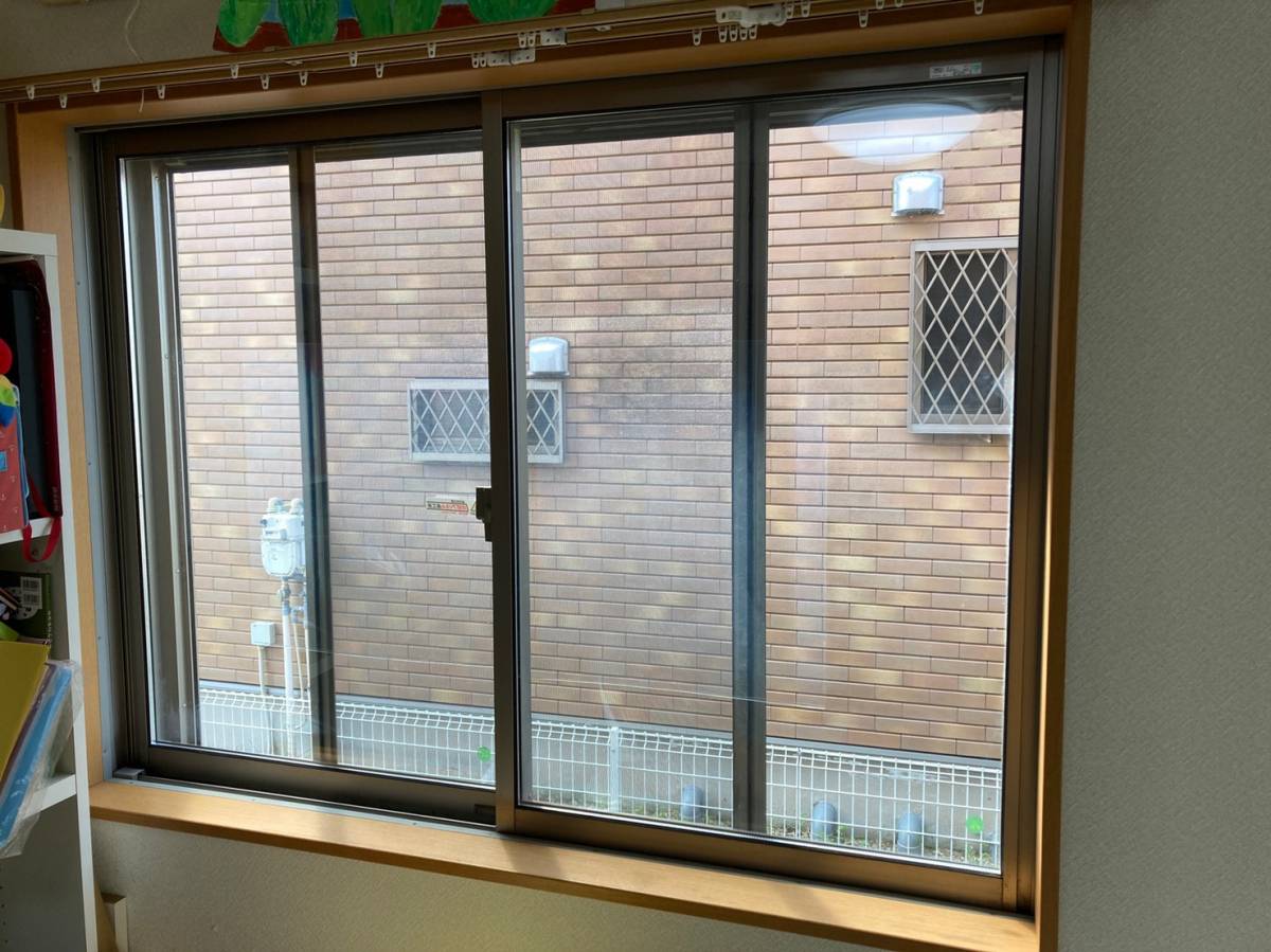 さくら住建の大切なペットのために内窓設置✨熱中症対策・騒音対策！✨の施工前の写真2
