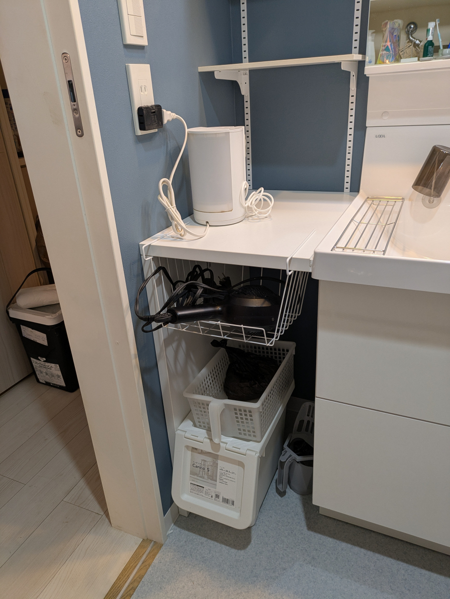 井上住器の茅ヶ崎市【洗面台&トイレ交換工事】の施工後の写真3