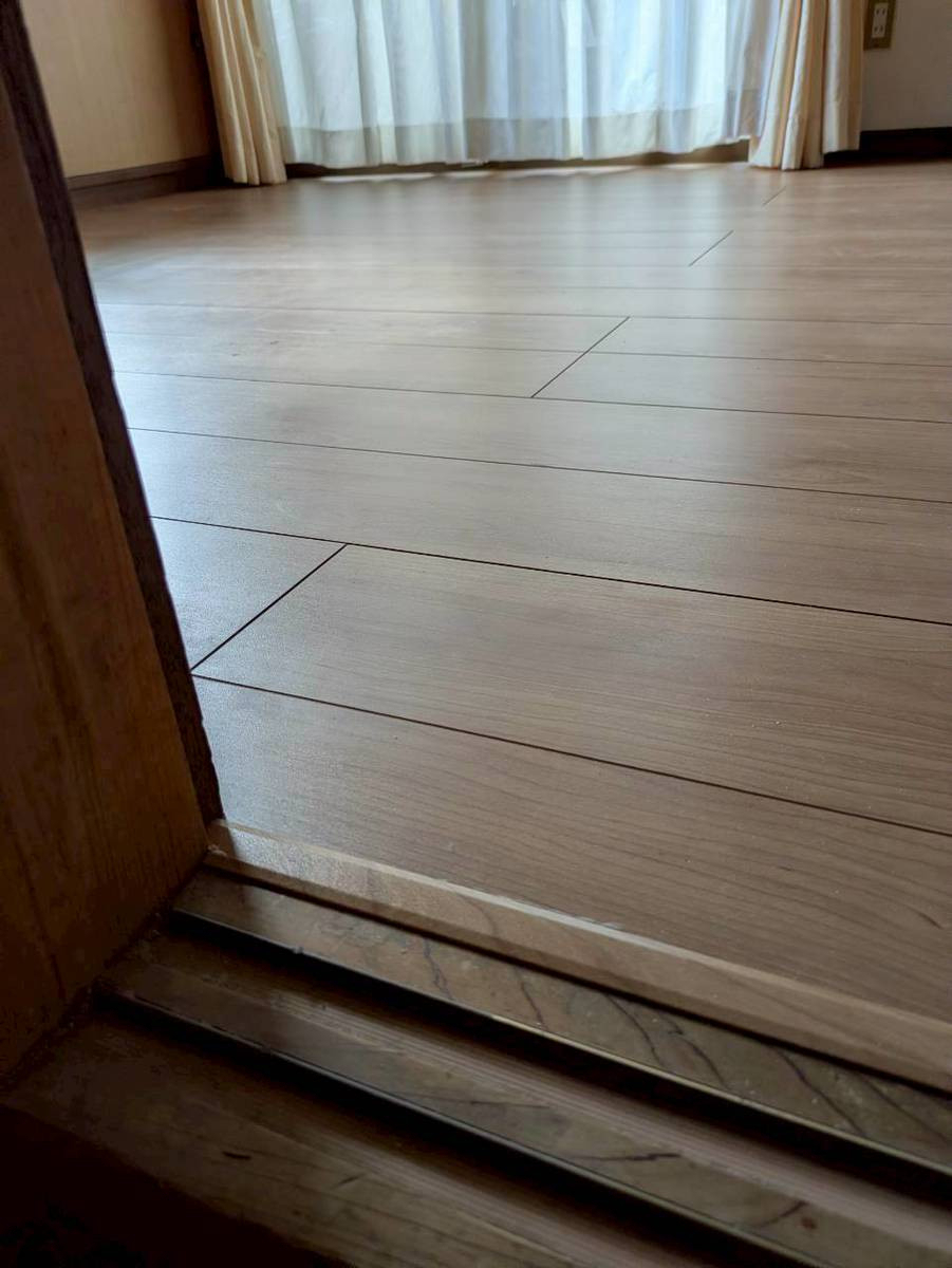 井上住器の藤沢市【床張替えリフォーム工事】増し張り施工の施工後の写真2