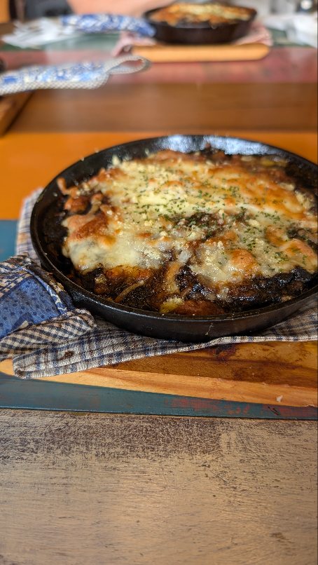 ランチメニュー　焼きカレー🍴 伸興トーヨー住器のブログ 写真1