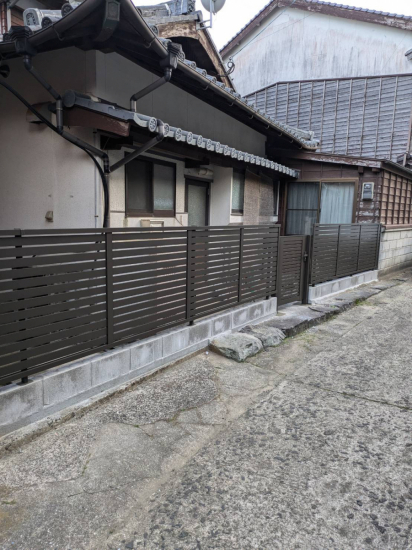 伸興トーヨー住器のフェンスを設置しました施工事例写真1