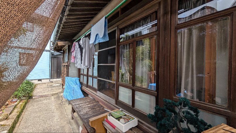 伸興トーヨー住器の窓リフォーム! 縁側サッシのお取替えの施工前の写真1