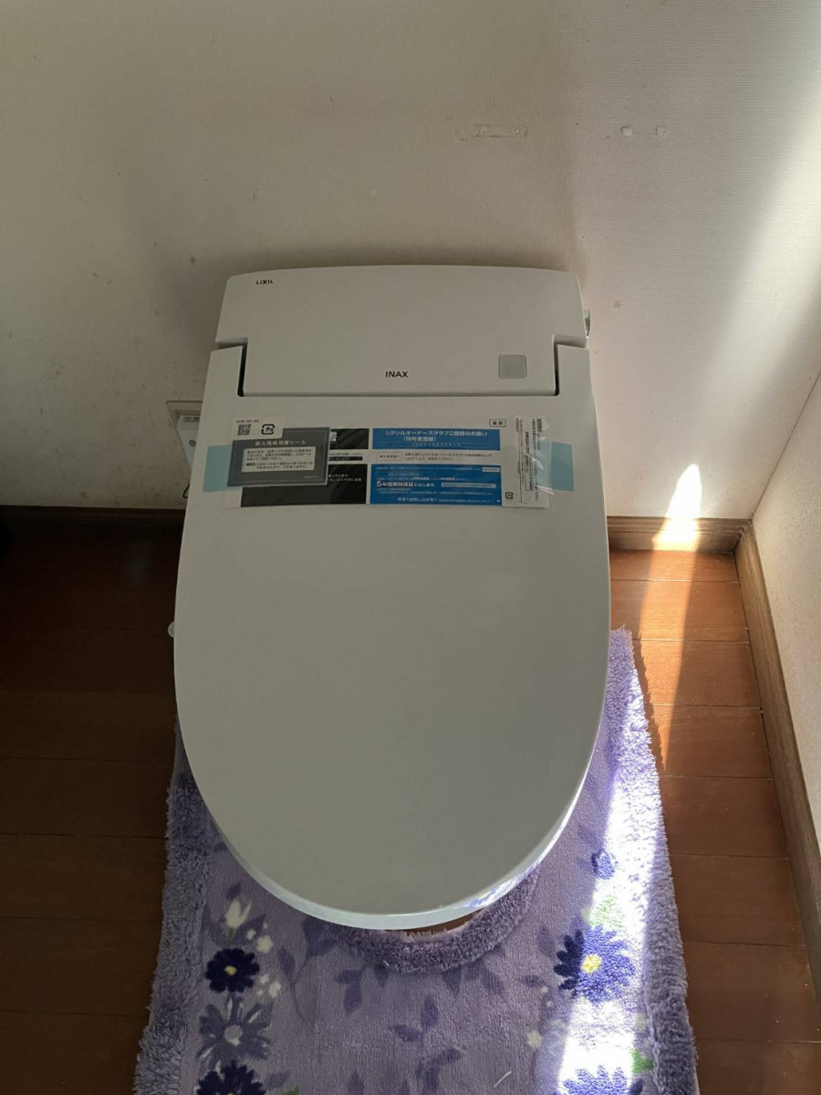 伸興トーヨー住器の【松浦市　トイレ交換】節水と掃除のしやすいトイレで補助金もゲット！の施工後の写真1