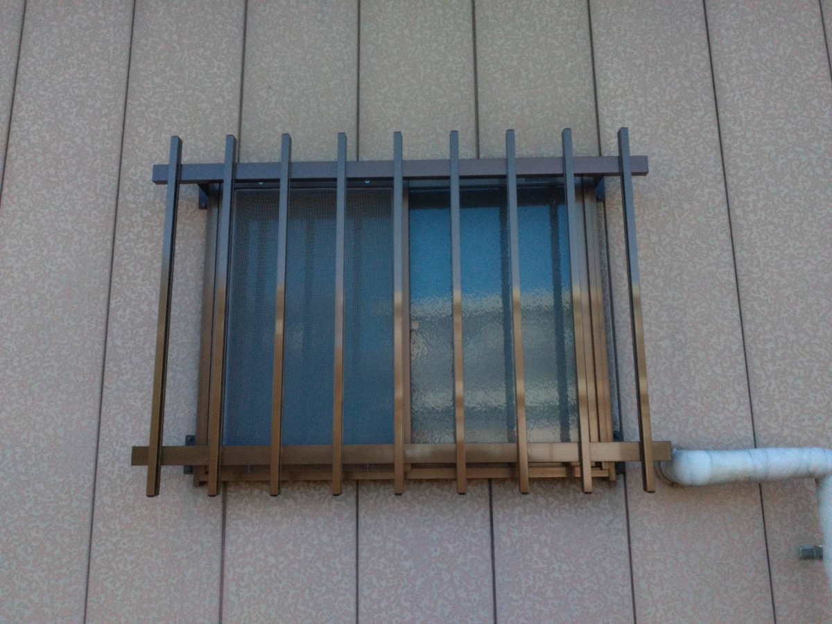 窓研 土浦の格子の取付けの施工後の写真1