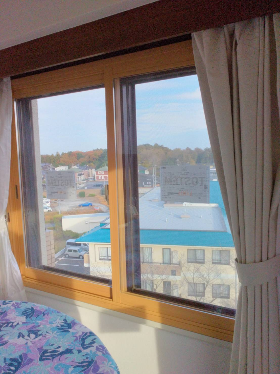 窓研 土浦の浴室窓、テラスドアの断熱リフォーム工事（インプラス）の施工後の写真3