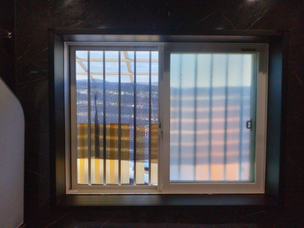 窓研 土浦のたった1時間で寒さを感じない浴室に♪の施工前の写真1