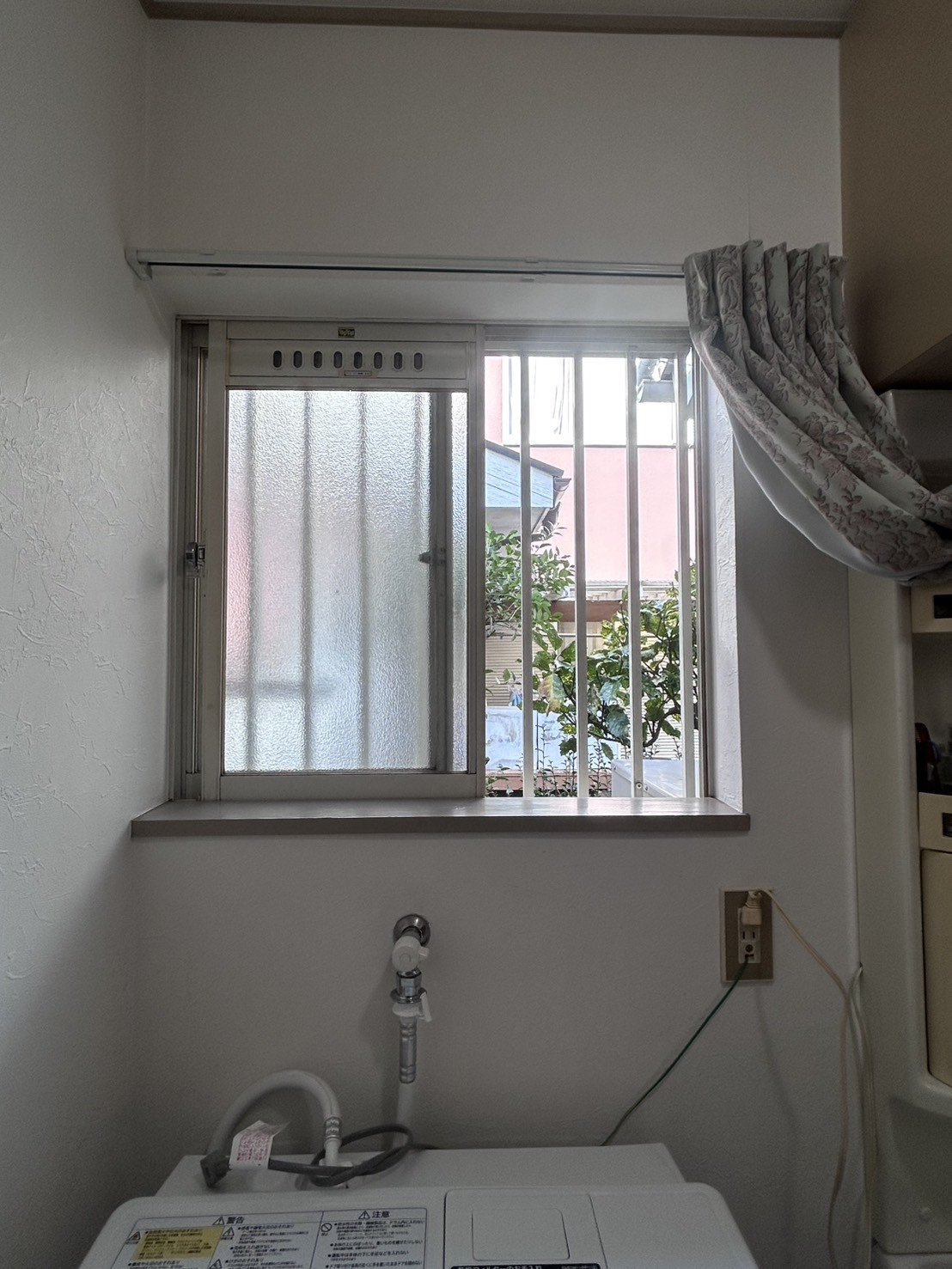 窓研 土浦の窓のリフォーム工事（インプラス）牛久市I様邸の施工前の写真1