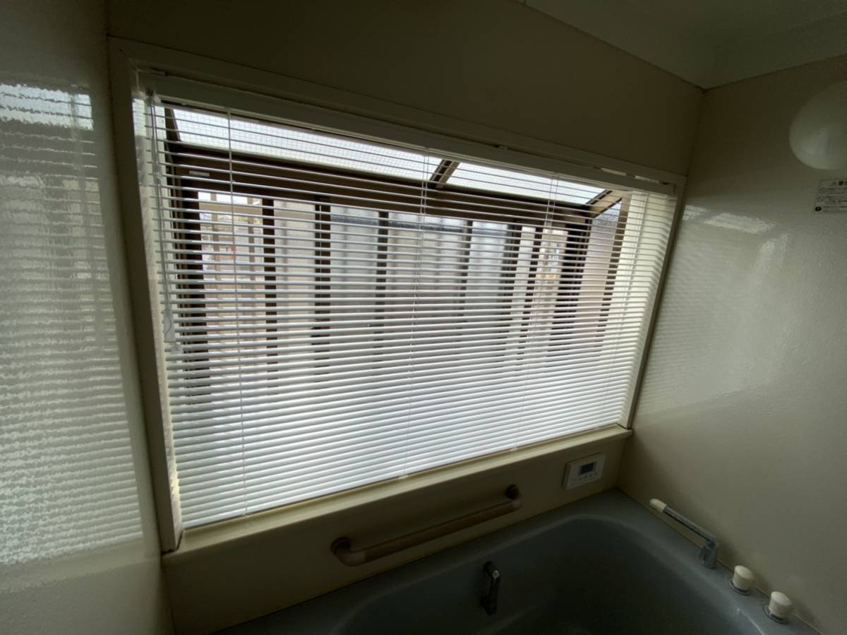 窓研 土浦の浴室のブラインドを交換しました　　土浦市の施工後の写真1