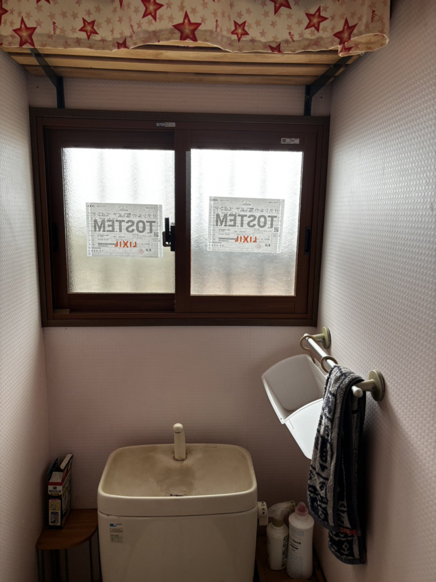 小林トーヨー住器の1階、2階のトイレにインプラスの施工後の写真2