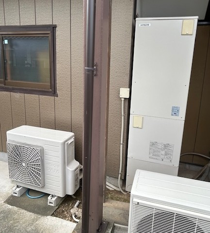 小林トーヨー住器のエコキュート交換ですの施工前の写真1