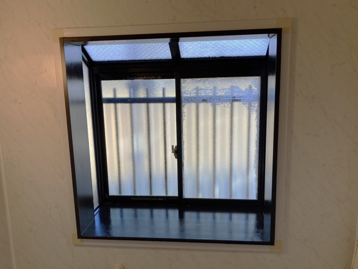 つくば住生活 石岡店の浴室窓の断熱リフォームで、冬でも暖かいお風呂タイムを。の施工前の写真1