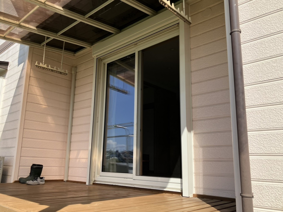 つくば住生活 石岡店の簡単後付け可能！リフォームシャッターで安心・快適な家に＜茨城県石岡市＞の施工後の写真1