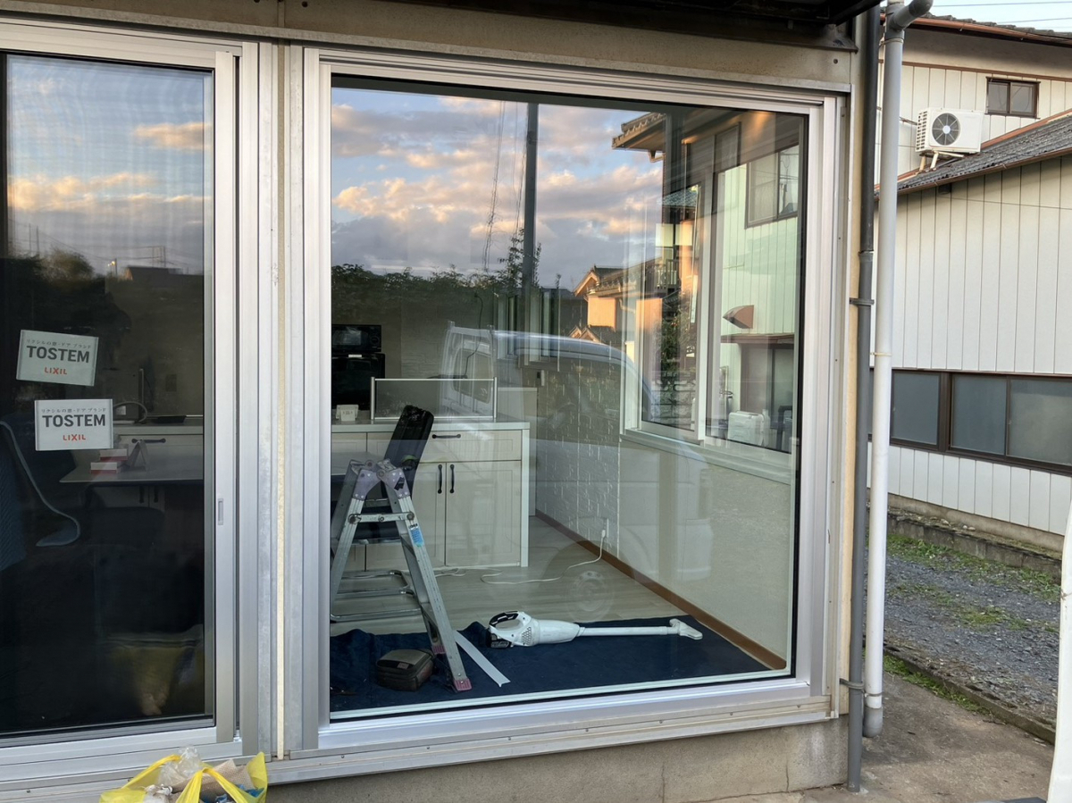 つくば住生活 石岡店の古いサッシから最新断熱窓へ！LIXILリプラスで断熱性と採光性が大幅アップ！＜茨城県石岡市＞の施工後の写真1