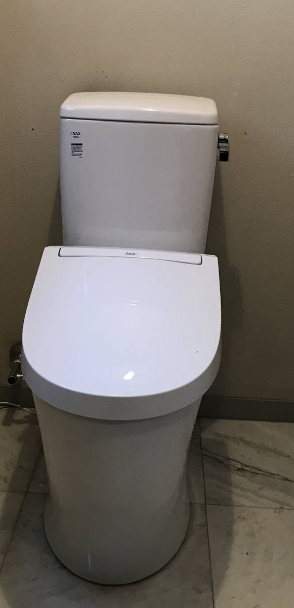 かとうがらすてん　大森山王のトイレ交換の施工後の写真1