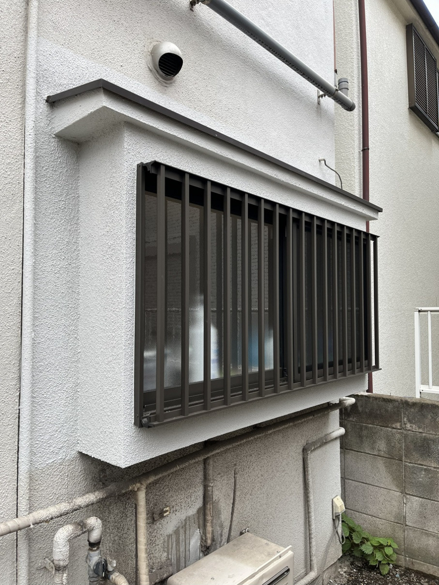 かとうがらすてん 大森山王のサッシ、外壁、屋根板金のやり替え工事【東京都大田区】の施工後の写真1