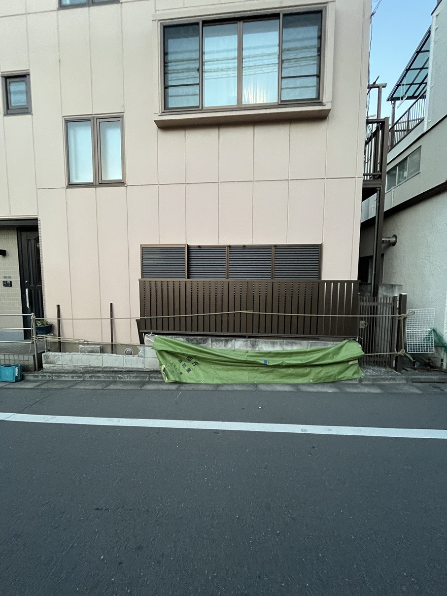 かとうがらすてん　大森山王のブロックやり替え、フェンス取付工事【東京都品川区】の施工前の写真1