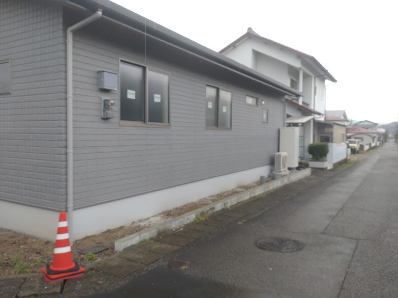 日向トーヨー住器の樹ら楽ステージ・フェンスAB・スタイリッシュなポストで新築外構をグレードアップ!【日向市】の施工前の写真1
