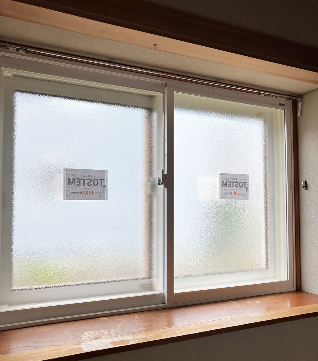 札幌トーヨー住器の経年劣化してきた樹脂サッシのカバー工法リフォームで、断熱性も見栄えも向上♪［札幌市西区］の施工後の写真2