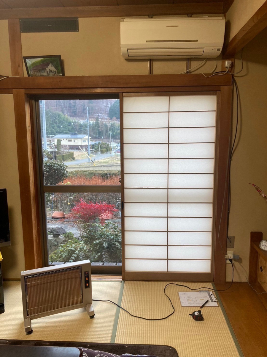 ネットアスの［松本市］内窓設置＊インプラスの施工前の写真1