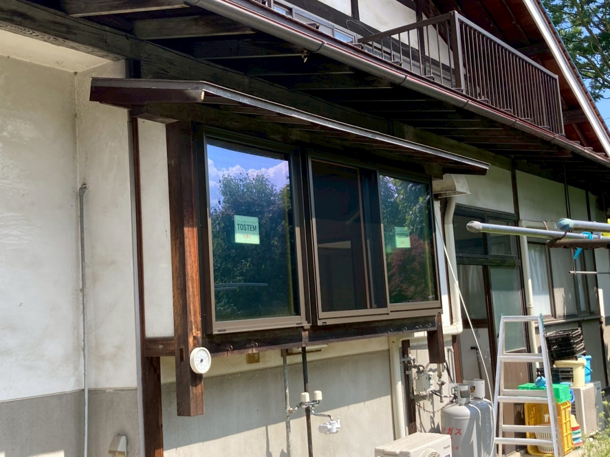 ネットアスの［松本市］外窓交換（はつり工法）＊キッチンの施工後の写真1