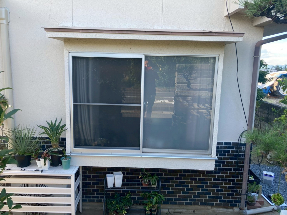 ネットアスの【松本市】外窓交換(カバー工法)*洋室の施工前の写真1