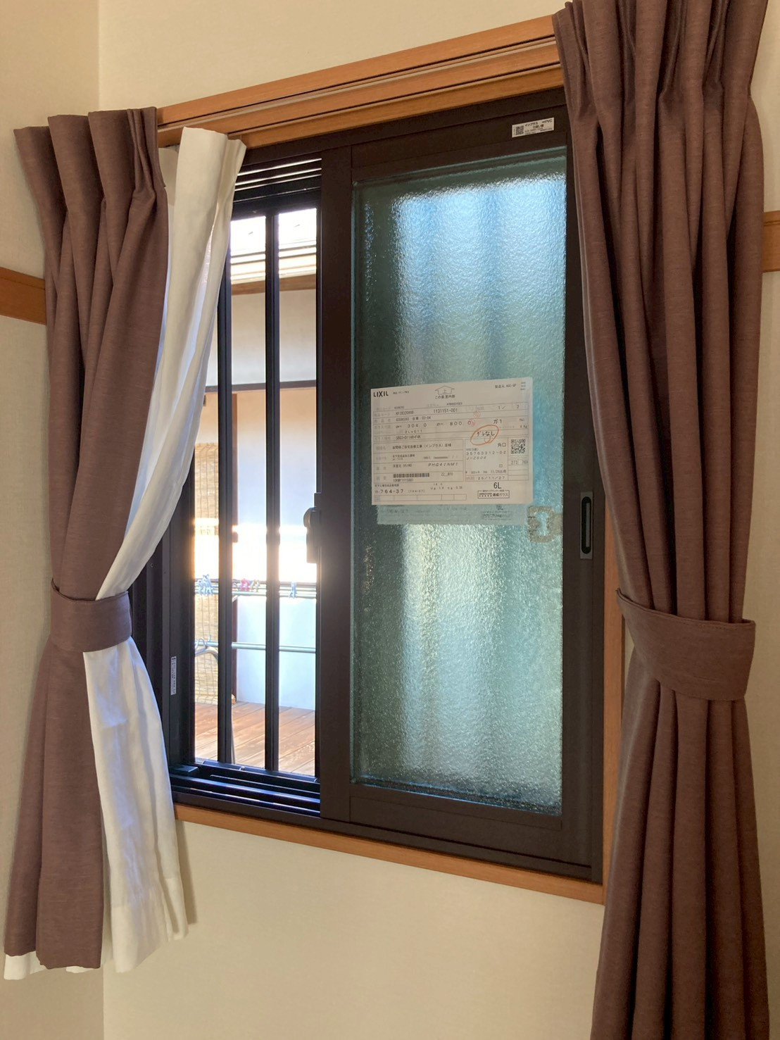 ネットアスの［松本市］内窓インプラス設置＊リビングの施工後の写真1