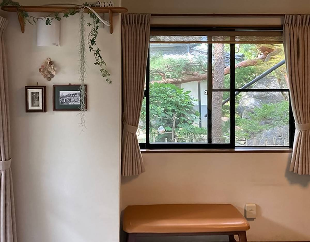 ネットアスの［松本市］引き違い窓からＦＩＸ窓に取替の施工前の写真1