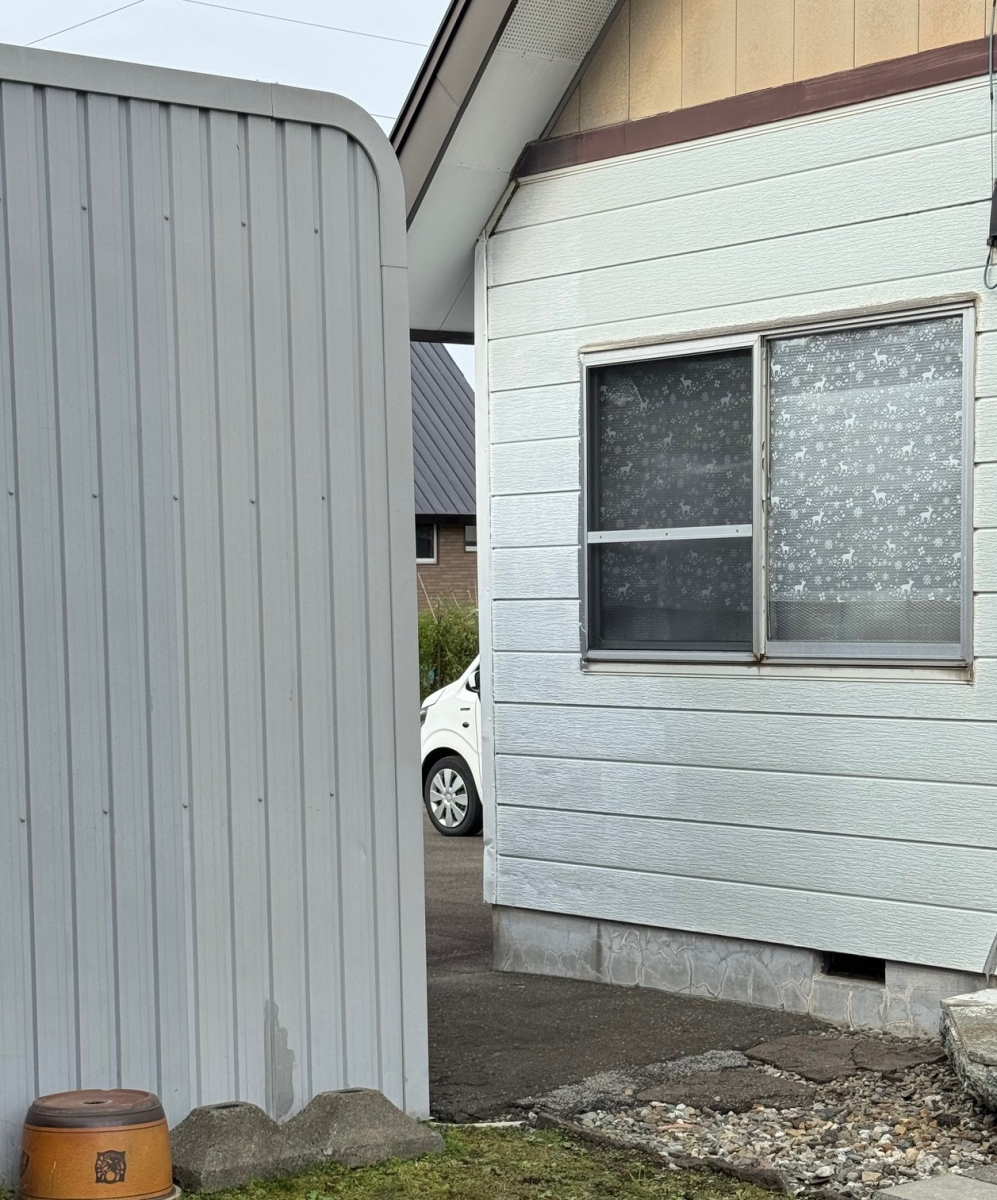 古石商店の窓リノベ活用で窓交換で暖冷房費対策！の施工前の写真1