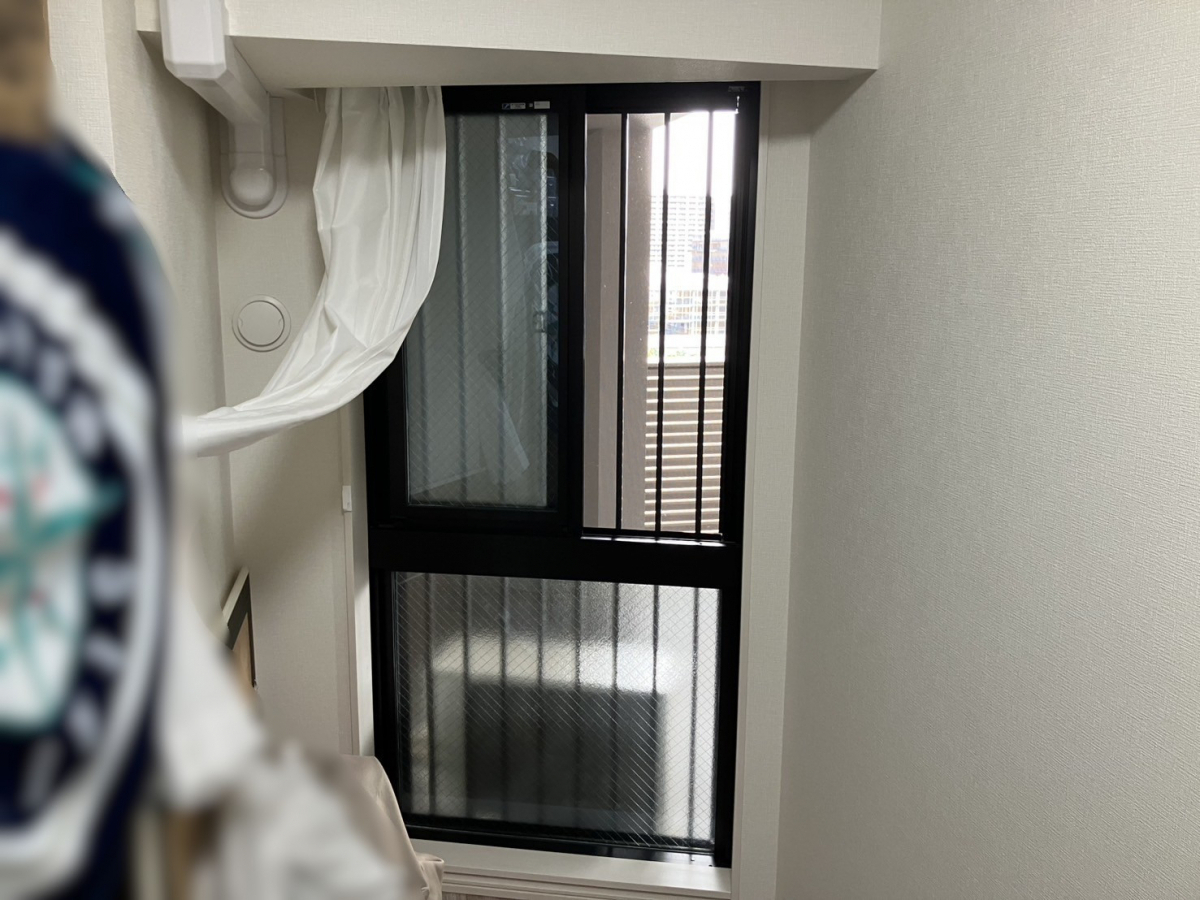 つくば住生活 つくば店の【補助金対象】マンションの窓に内窓を取付けて断熱と防音効果UP!<茨城県つくば市>の施工前の写真1