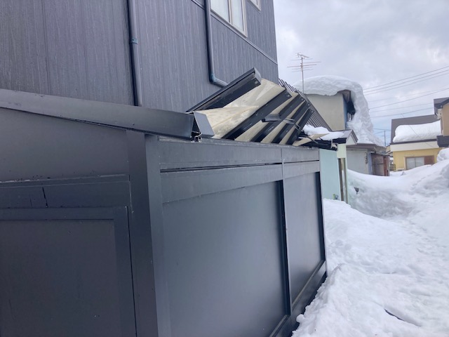 雪害報告...🥲🥲 三幸トーヨー住器のブログ 写真1