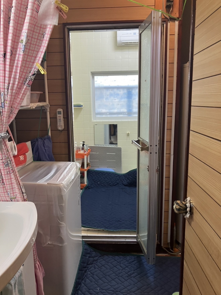 三幸トーヨー住器の開閉がスムーズになりストレスフリーに!の施工前の写真1