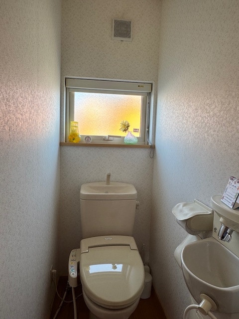三幸トーヨー住器の補助金を使って内窓リフォーム！の施工前の写真1