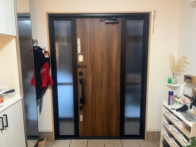 三幸トーヨー住器の玄関の引き戸が大変身！！の施工後の写真2