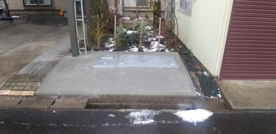 AOBT 浪岡インター店の雪積りました。　毎年と言え・・・雪寄せも大変です。施工事例写真1