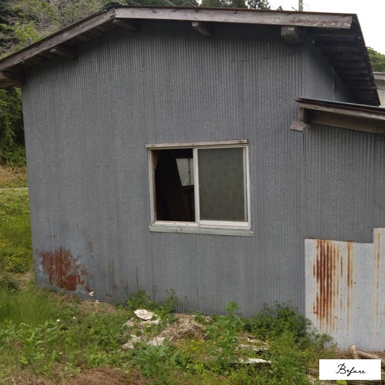 カワサキトーヨー住器 那須那珂川のシャッター設置工事(S 様邸)の施工前の写真1
