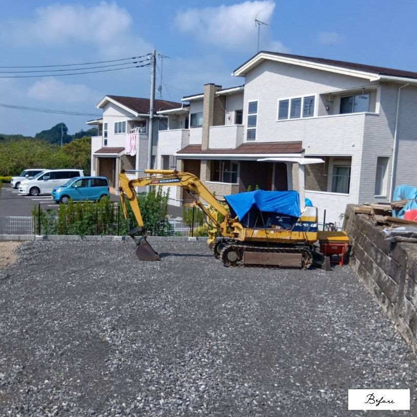 カワサキトーヨー住器 那須那珂川のカーポート設置工事(K 様邸)の施工前の写真1