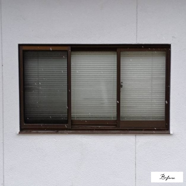 カワサキトーヨー住器 那須那珂川の面格子設置工事(W 様邸)の施工前の写真1