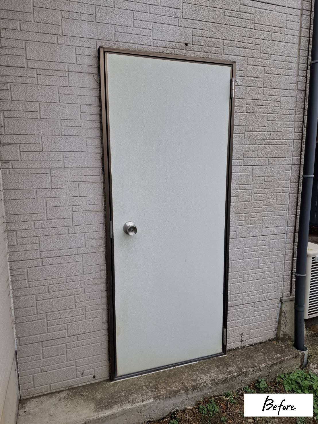 カワサキトーヨー住器 那須那珂川のドア本体交換工事(Y 様邸)の施工前の写真1