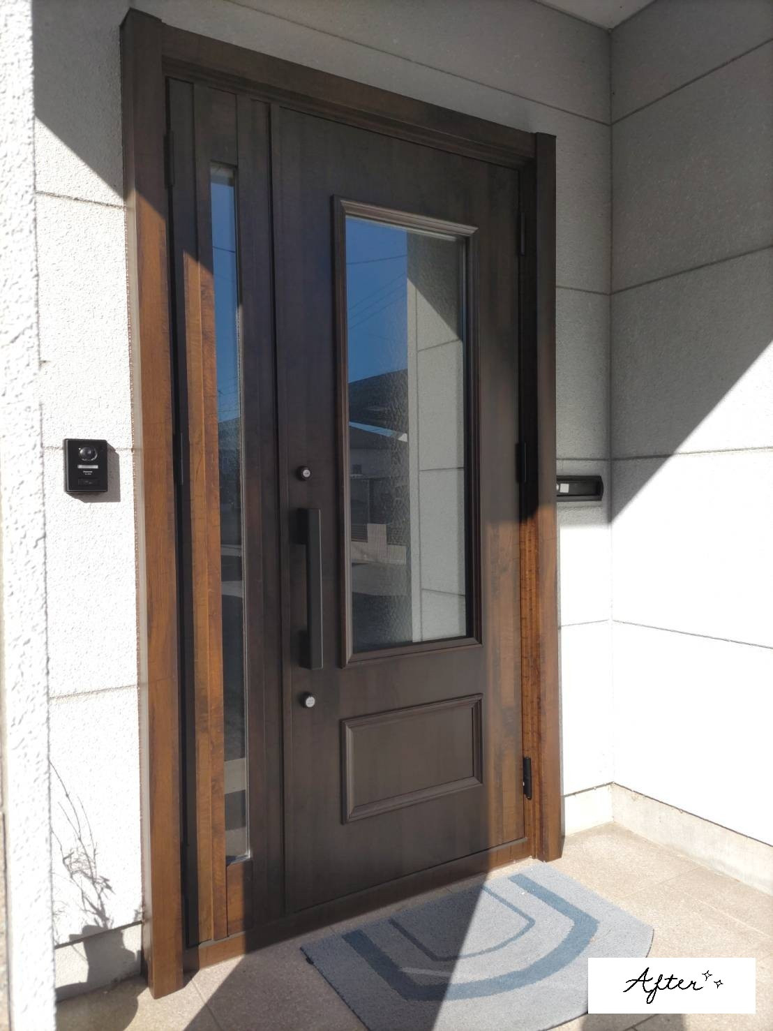 カワサキトーヨー住器 那須那珂川の玄関ドア交換工事(K 様邸)の施工後の写真1