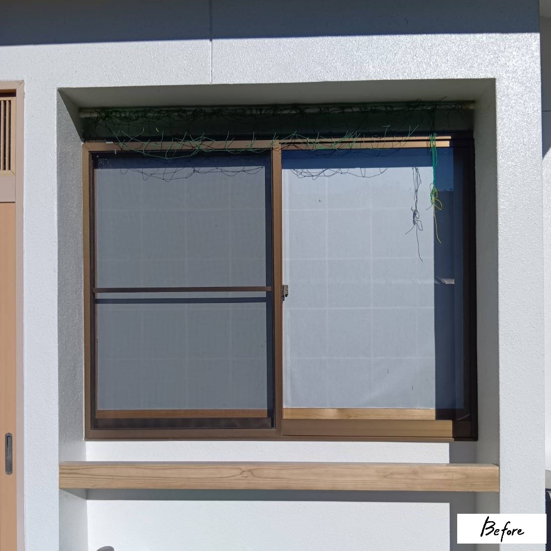 カワサキトーヨー住器 那須那珂川のシャッター設置工事(W 様邸)の施工前の写真1