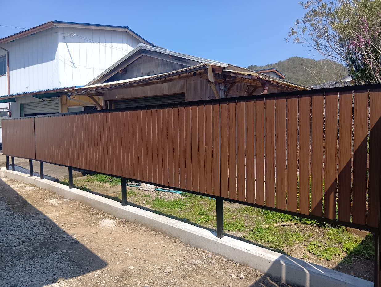 ビエンカサのフェンス工事をさせて頂きましたの施工事例詳細写真1