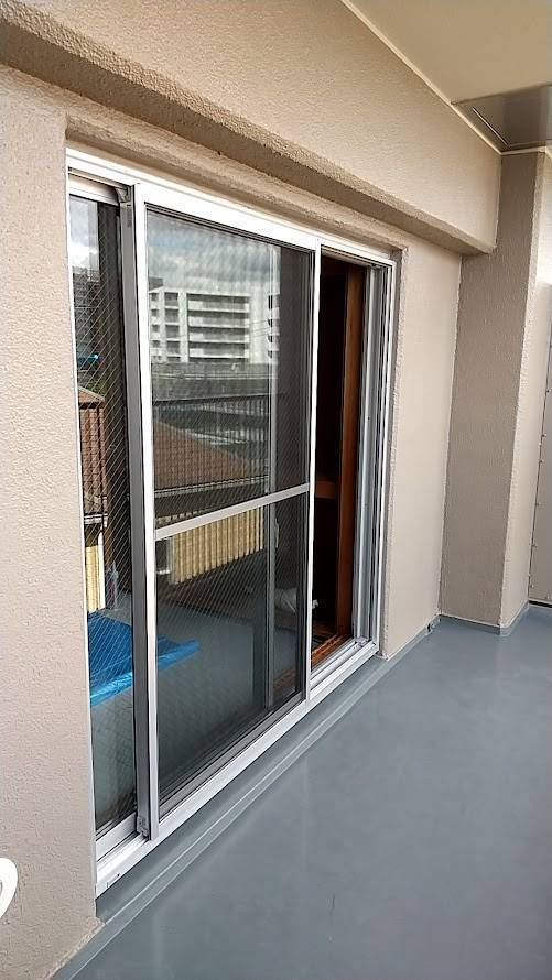 ビエンカサのマンションのサッシ入れ替え工事　２窓の施工後の写真3