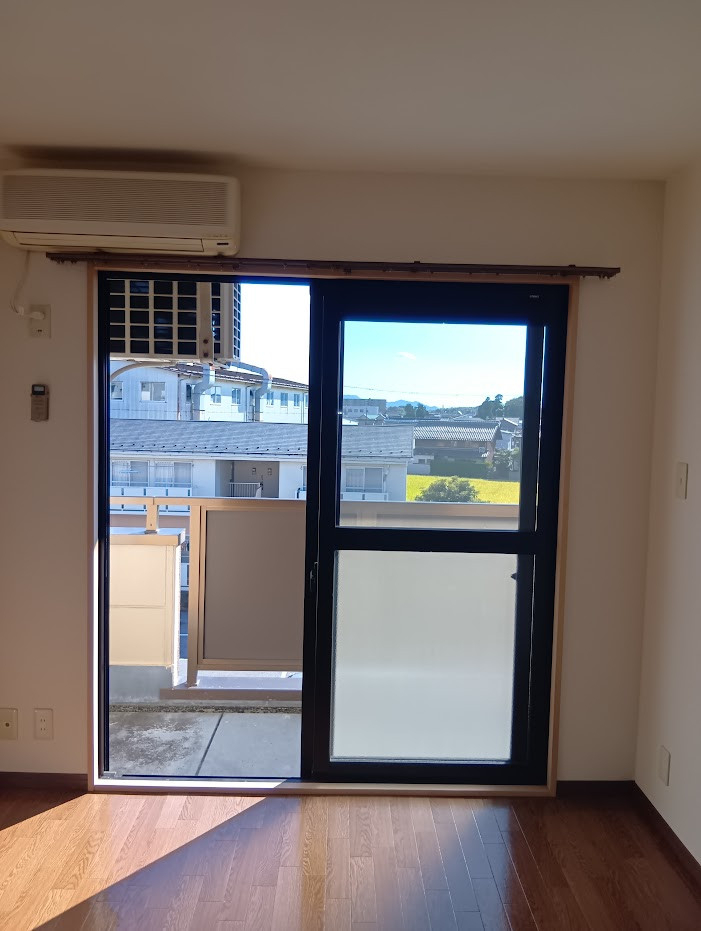 ビエンカサの一気に断熱性能UP　入居もすぐ決まりオーナー様大満足の施工前の写真3