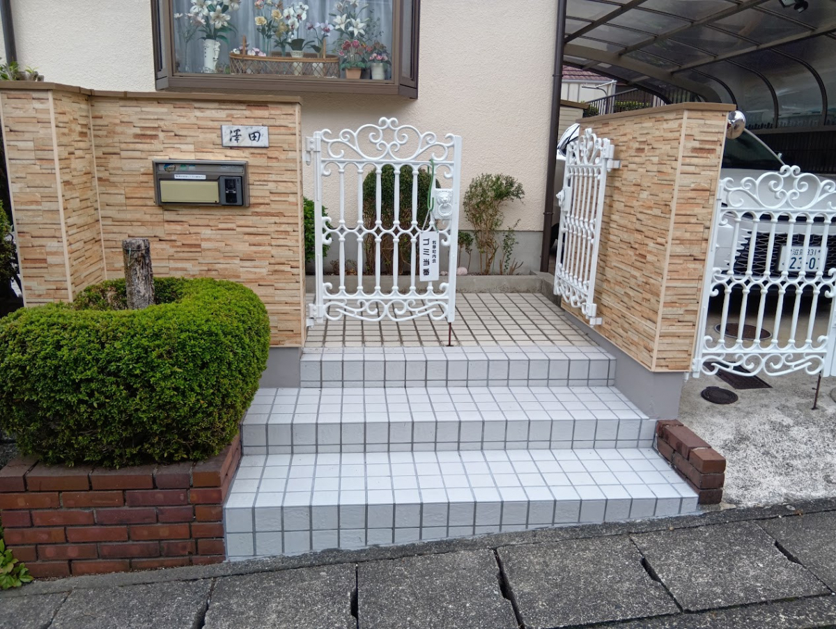 ビエンカサの門回りが一新しましたの施工後の写真2