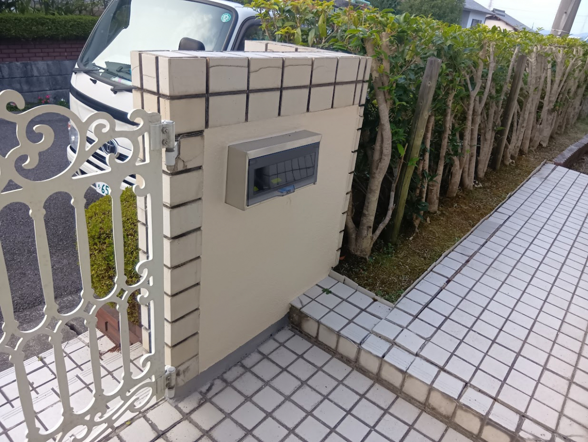 ビエンカサの門回りが一新しましたの施工前の写真2